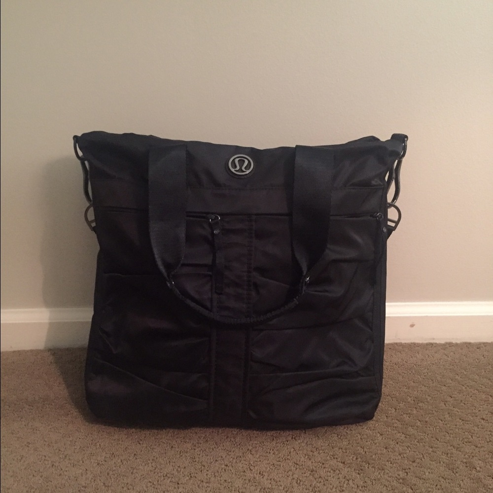 🚨🚨SOLD🚨🚨 Lululemon bag